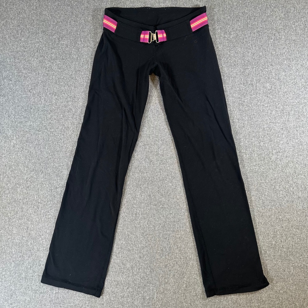 Lululemon Vintage Low Rise Flare Yoga Pants Black Pink Buckle Belt Y2K 30x32